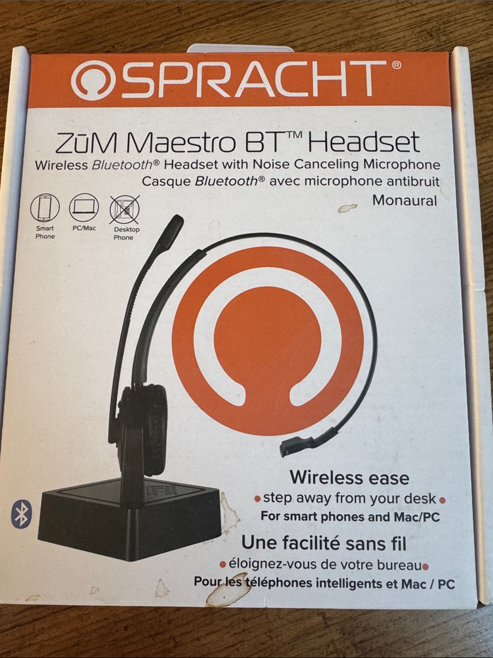 ZuM Maestro BT Headset User Guide (Black and White) - NEVER USED